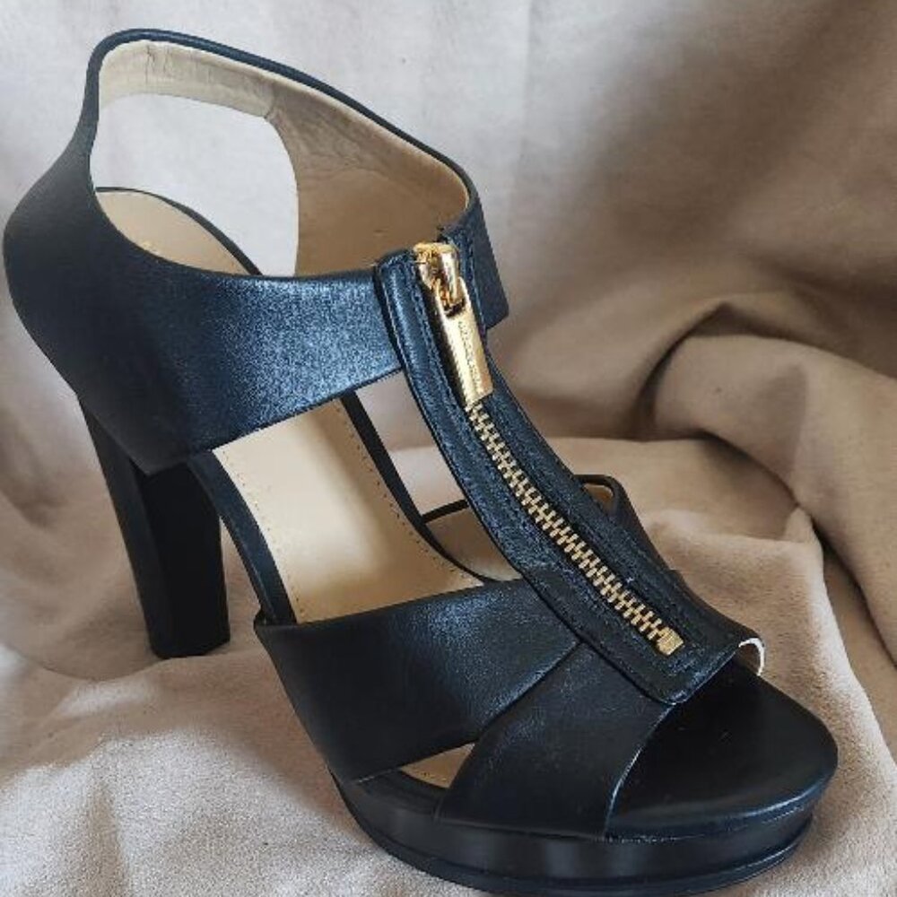 MICHAEL Michael Kors Black Leather T Strap Gold Zipper Platform Sandal Heels 8M